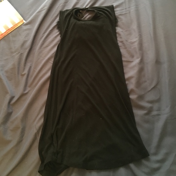 Black Fur Neckline Top - Picture 3 of 3